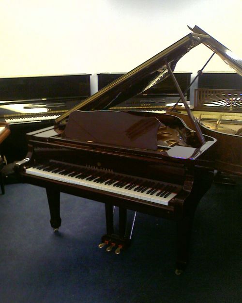 Young Chang piano